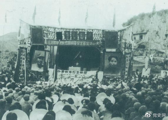 1947年3月8日，延安各界舉行保衛邊區、保衛延安動(dòng)員大會(huì )。