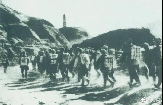 1947年3月19日，西北野戰軍撤離延安，進(jìn)行戰略轉移。