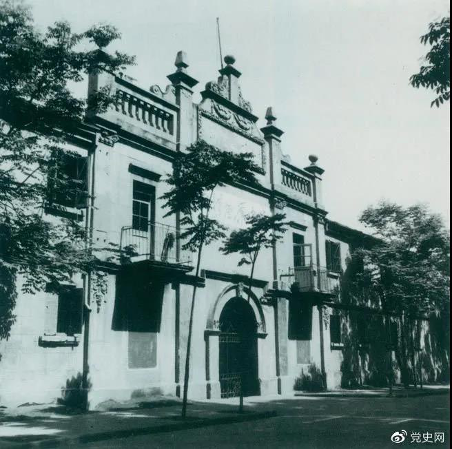 1927年4月27日，中國共產(chǎn)黨第五次全國代表大會(huì )在武漢召開(kāi)。圖為大會(huì )舉行開(kāi)幕式的地方。